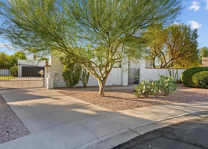 Sumptuous 4br House W Private Heated Pool Mesa
