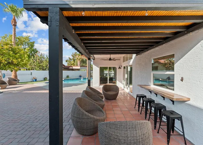 Sumptuous 4br House W Private Heated Pool Holiday home Mesa