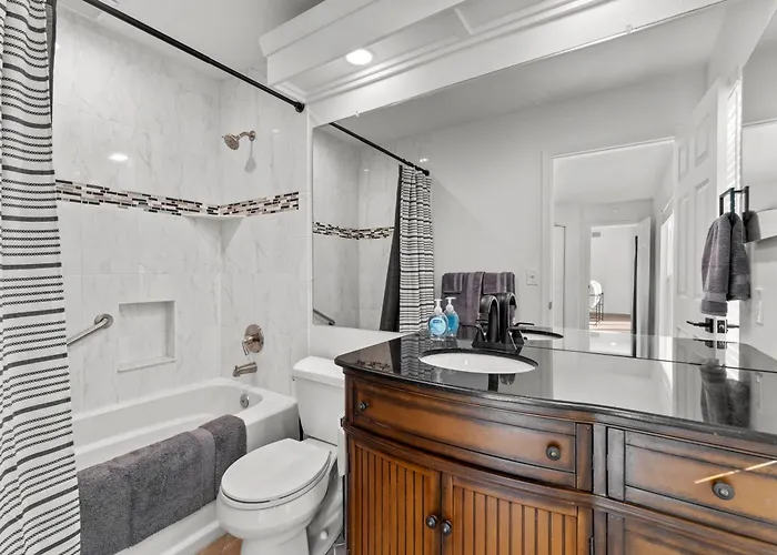 Sumptuous 4br House W Private Heated Pool Mesa